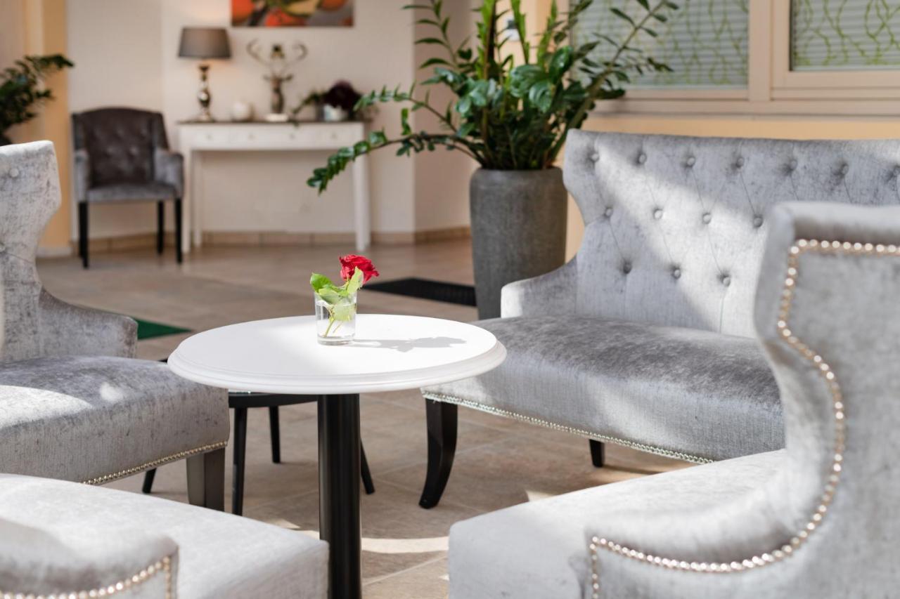 Appartment Hotel Victoria Bad Füssing Екстериор снимка