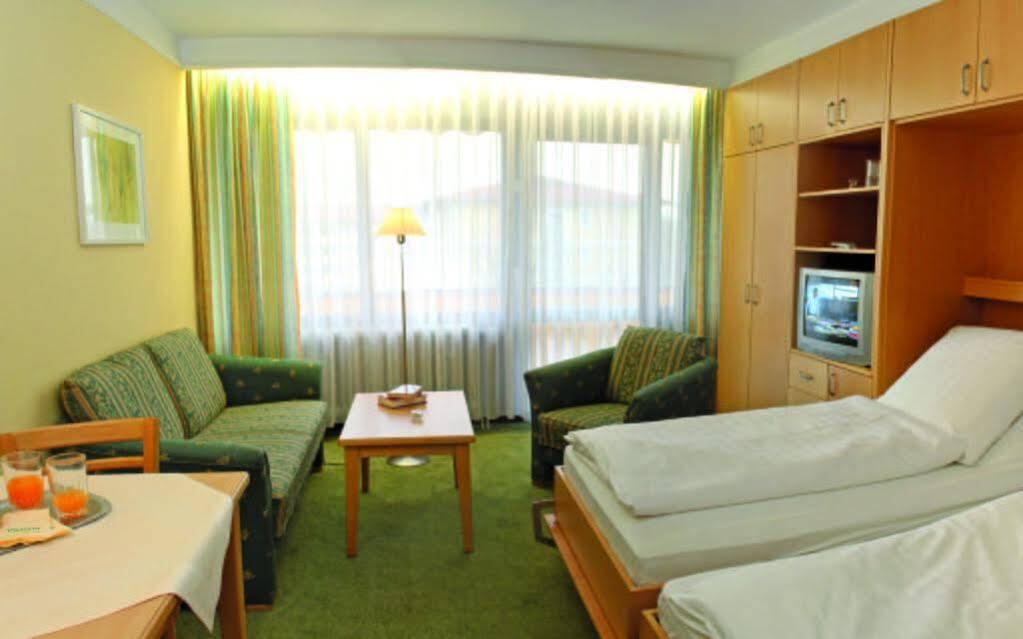 Appartment Hotel Victoria Bad Füssing Екстериор снимка